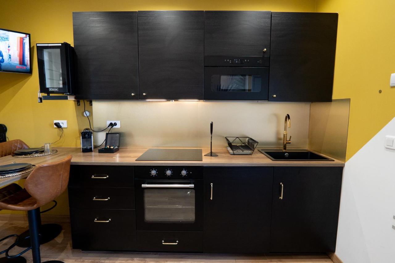 Capsule Premium Balneo & Home Cinema Valenciennes Buitenkant foto