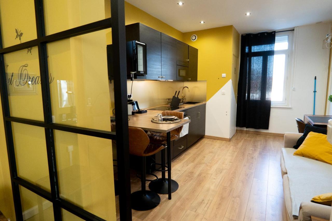 Capsule Premium Balneo & Home Cinema Valenciennes Buitenkant foto
