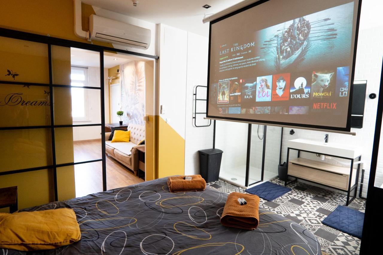 Capsule Premium Balneo & Home Cinema Valenciennes Buitenkant foto