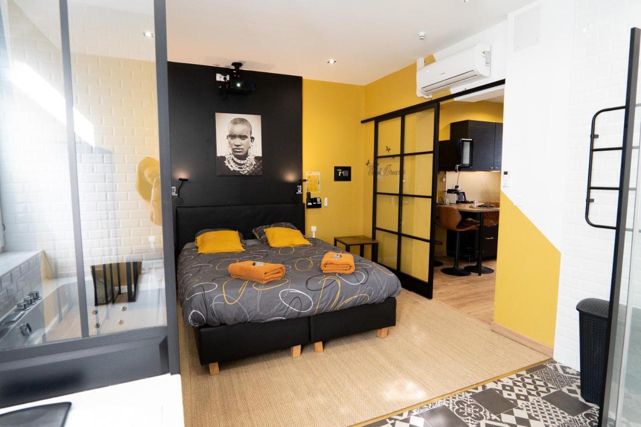 Capsule Premium Balneo & Home Cinema Valenciennes Buitenkant foto
