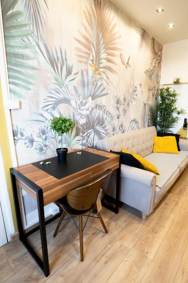 Capsule Premium Balneo & Home Cinema Valenciennes Buitenkant foto